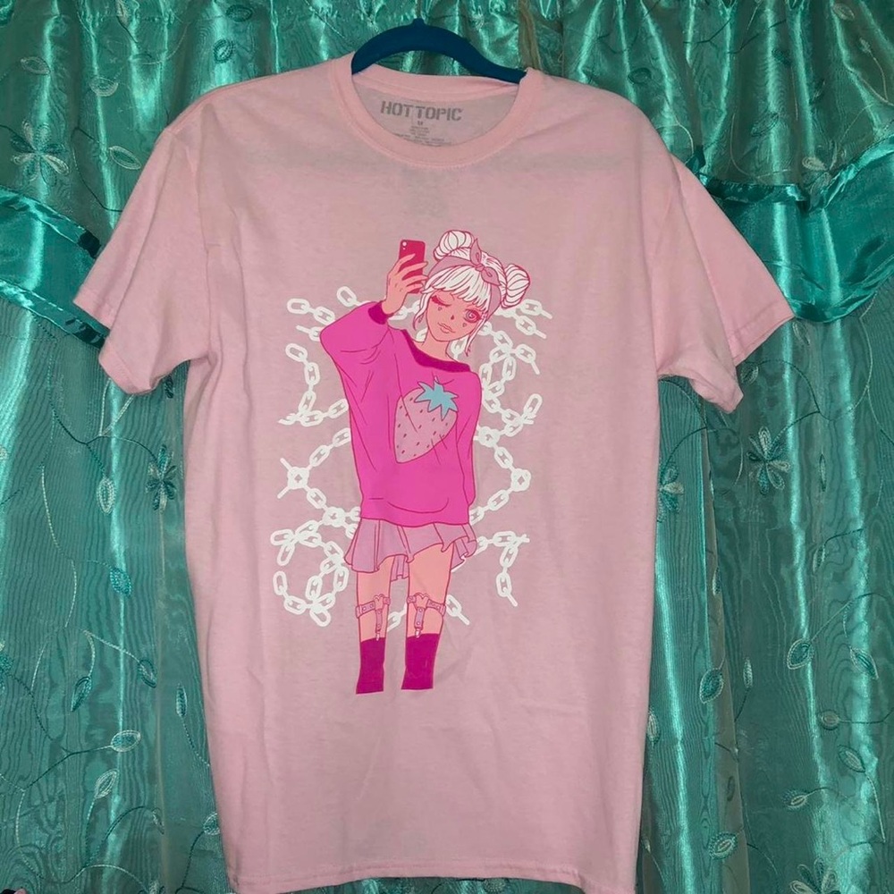 New with tags strawberry girl T-shirt 🍓